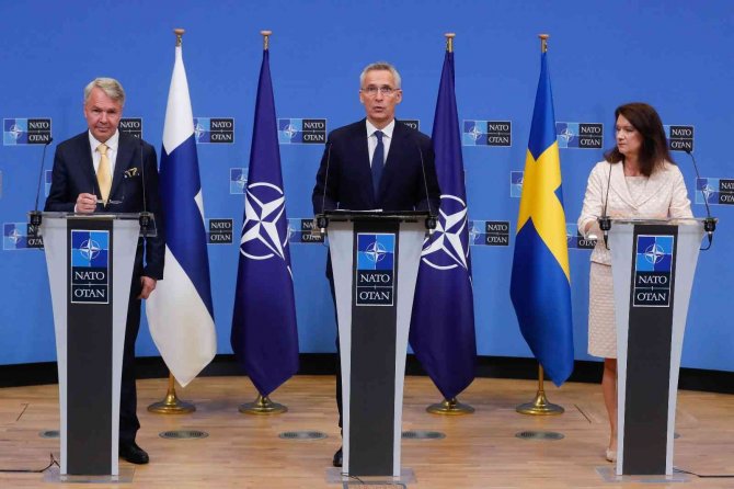 Stoltenberg: "Finlandiya Ve İ̇sveç Davetli Statüsüne Sahip Olacak"