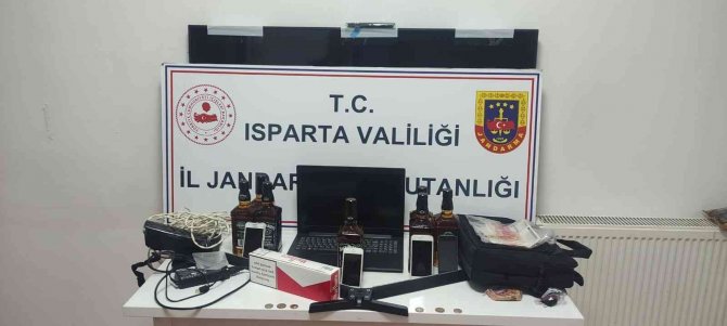 Isparta’da Hırsızlık Zanlıları Yakalandı