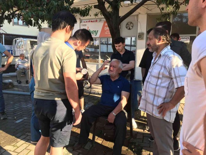 Hafifi Ticari Araç İle Otomobil Kafa Kafaya Çarpıştı: 1 Yaralı
