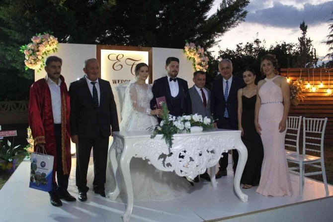 Vali Yardımcısı Cinbir, Nikah Şahidi Oldu
