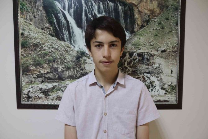 Bilgisayar Alışkanlığını Yendi, Lgs’de Şampiyon Oldu