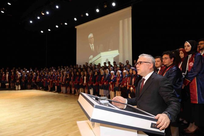 Scü Tıp Fakültesi 42. Dönem Mezunlarını Uğurladı