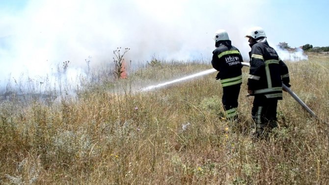 Tarihi Çorlu Kalesi’nde Korkutan Yangın
