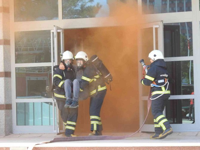 Gerçeği Aratmayan Tatbikat Nefes Kesti
