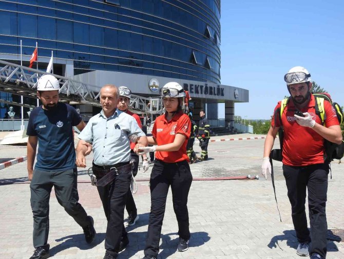 Gerçeği Aratmayan Tatbikat Nefes Kesti