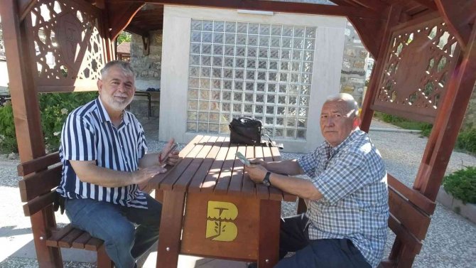 Burhaniye’ De Tarihi Türbeye Büyükşehir Güzelliği