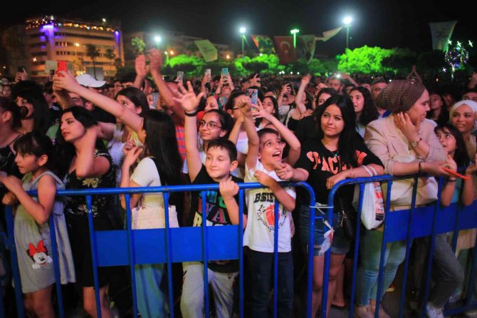 İ̇skenderun’da Festival Coşkusu