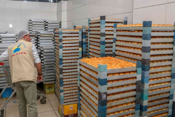 İ̇pekyolu’nda Bayram Öncesi Denetimler Arttırıldı