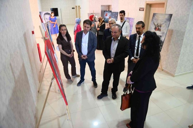 15 Öğrenciden 15 Resimle 15 Temmuz Sergisi