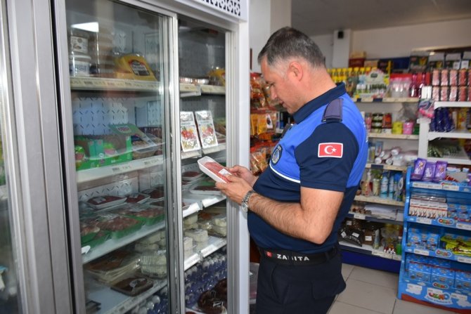 İ̇nönü’de Zabıta Denetimleri Devam Ediyor