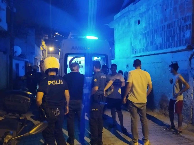 Adana’da Evinde Silahlı Saldırıya Uğrayan Genç Yaralandı