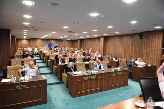 Başkan Tören: “İ̇lçe Genelindeki Alt Ve Üstyapı Çalışmalarız Devam Ediyor”