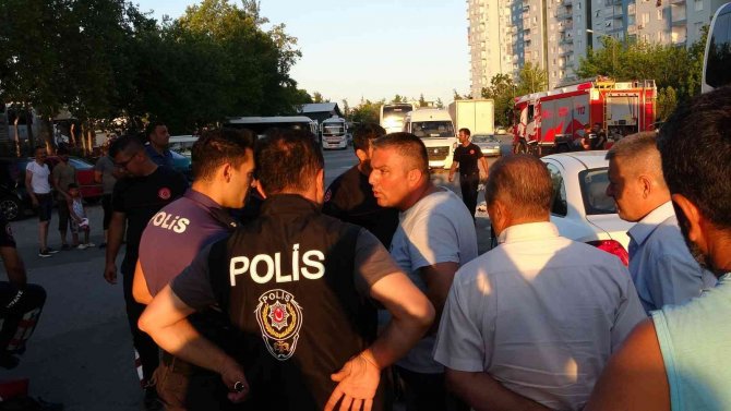 Antalya’da Park Halindeki Boş Yolcu Otobüsünde Yangın