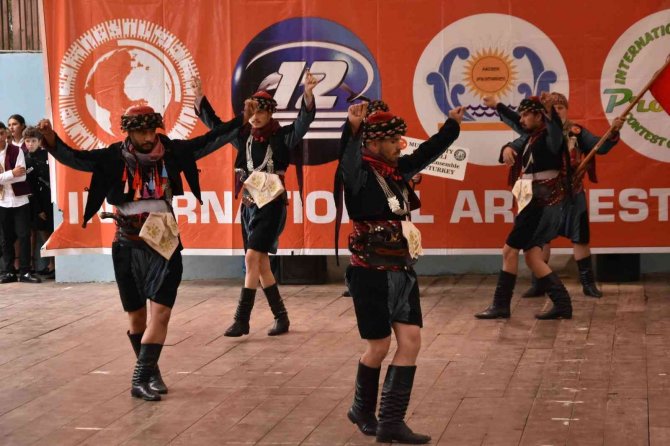 Nazilli Halk Oyunları Topluluğu, Gürcistan’da Büyük İlgi Gördü