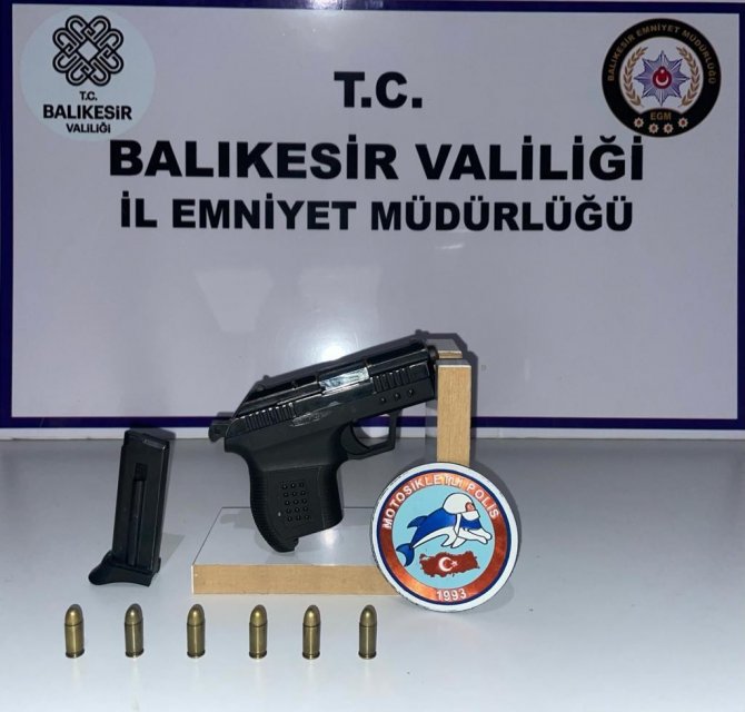 Balıkesir’de Aranan 54 Şahıs Yakalandı
