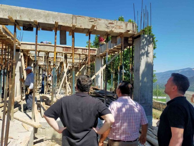 Bozdoğan’da Gençlik Merkezi Ve Yarı Olimpik Yüzme Havuzu’nda Çalışmalar Devam Ediyor