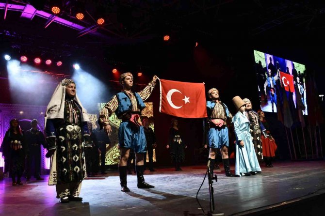 Dans Ateşi Bursa’yı Sardı
