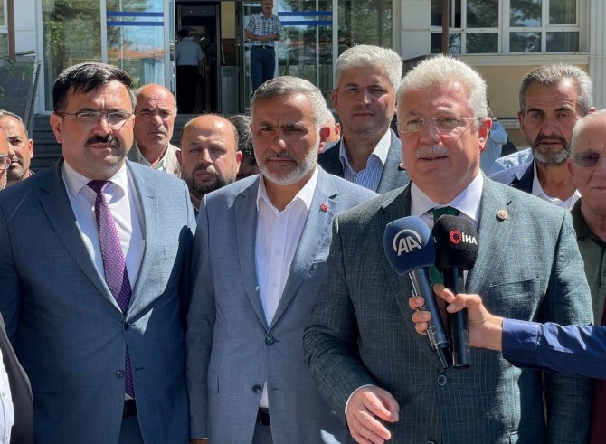 Dodurga’da Belediye Başkanlığını Kazanan Kaşıkcı Mazbatasını Aldı