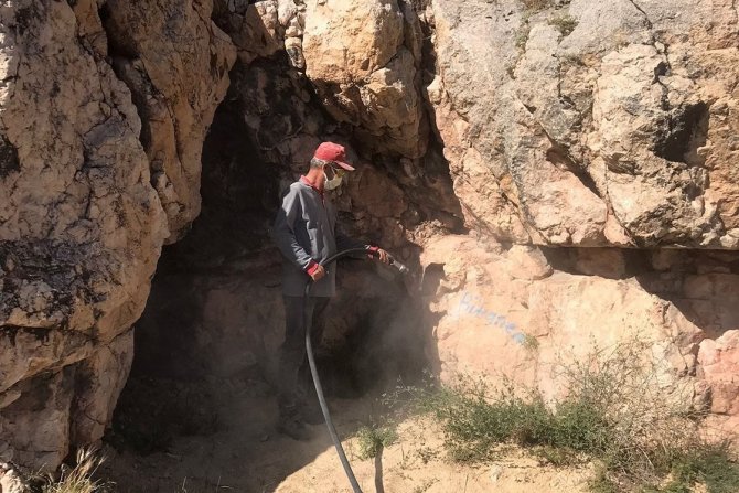 Çini Maçin Kalesi Surlarındaki İsimler Temizlendi