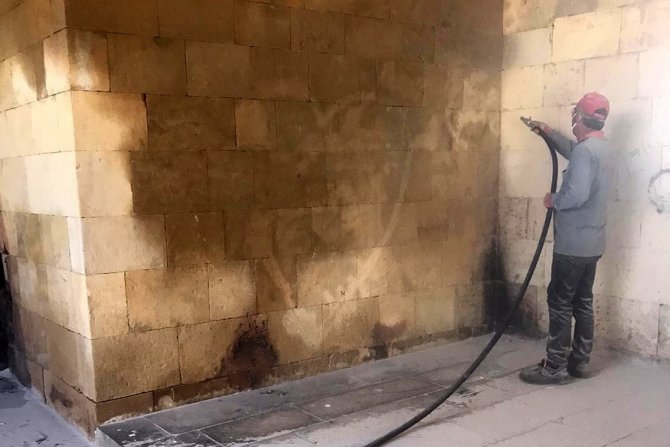 Çini Maçin Kalesi Surlarındaki İsimler Temizlendi