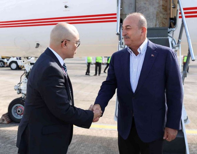 Dışişleri Bakanı Çavuşoğlu Endonezya’da