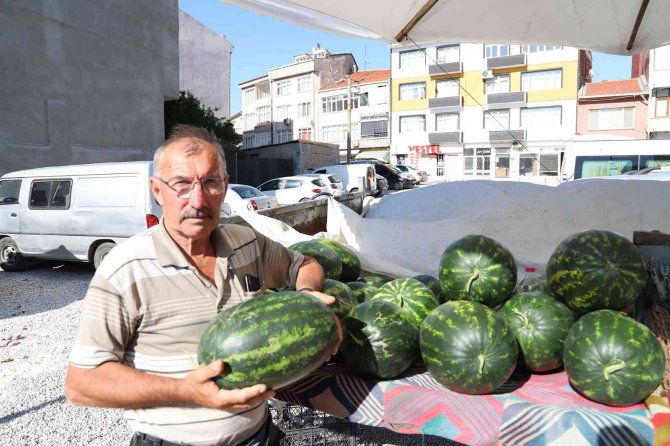 Hayrabolu’da Yerli Karpuz Satışları Başladı
