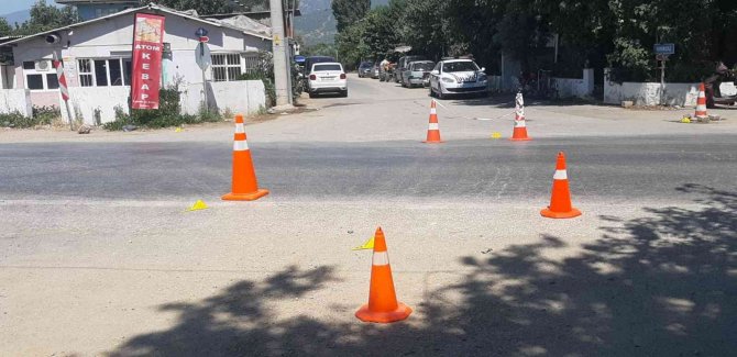 Çocukların Kavgası Aileler Arasında Husumete Dönüştü: 1 Ölü, 3 Yaralı