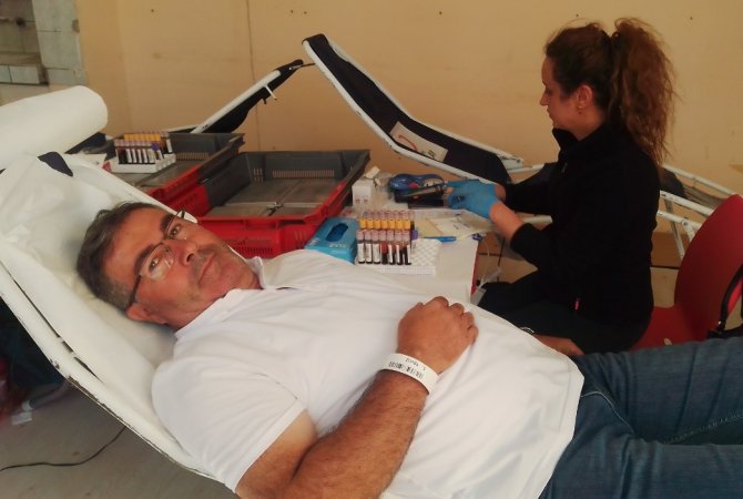 Kan Bağışında Bulunanlara Manda Sütlü Dondurma İkramı