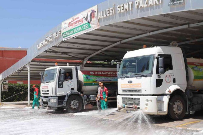 Karaköprü’de Kurban Kesim Yerleri Temizlendi