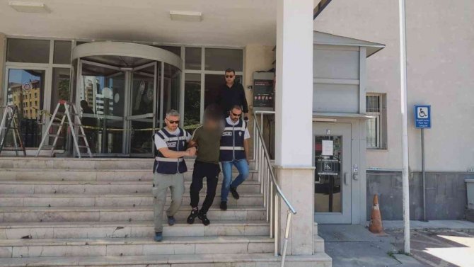 13 Yıl Kesinleşmiş Cezası Olan Şahıs Polisten Kaçamadı