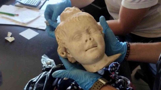 Konya’da Roma Dönemi’ne Ait Heykel Ele Geçirildi