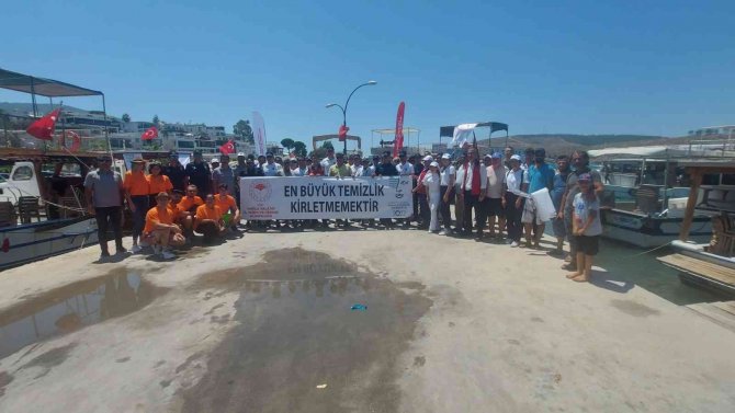 Kıyılardan Ve Denizden Binlerce Ton Çöp Çıktı