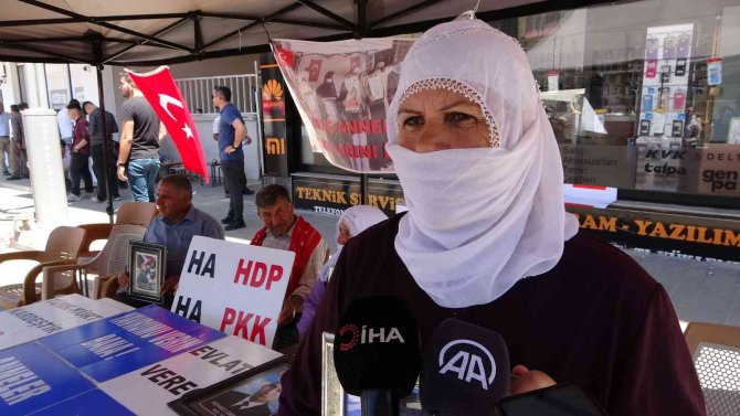 Muş’ta Evlat Nöbetindeki Anneler Bir Bayrama Daha Gözü Yaşlı Giriyor