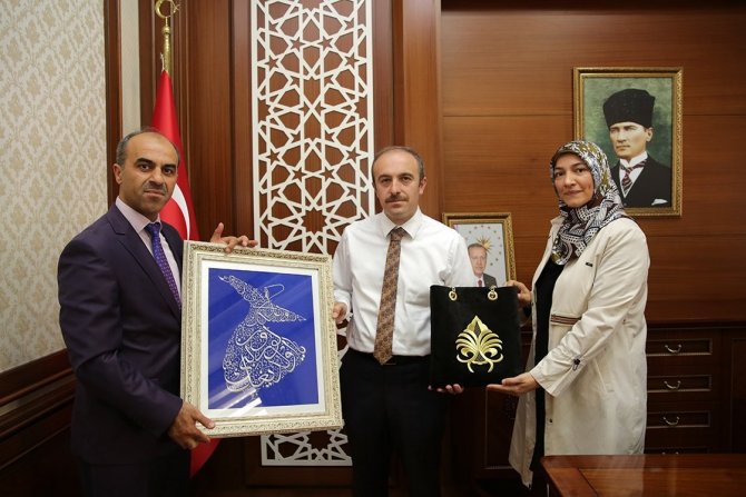 Öğrenciler Tarafından Üretilen Hediyelik Eşyalar Yoğun Talep Görüyor