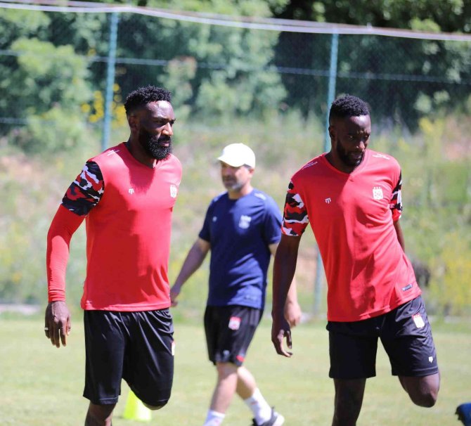 Sivasspor’da Hazırlıklar Tek İdmanla Devam Etti