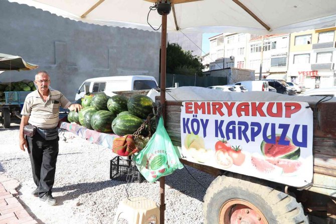 Hayrabolu’da Yerli Karpuz Satışları Başladı