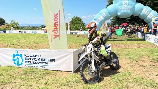Enduro Şampiyonası Nefes Kesti