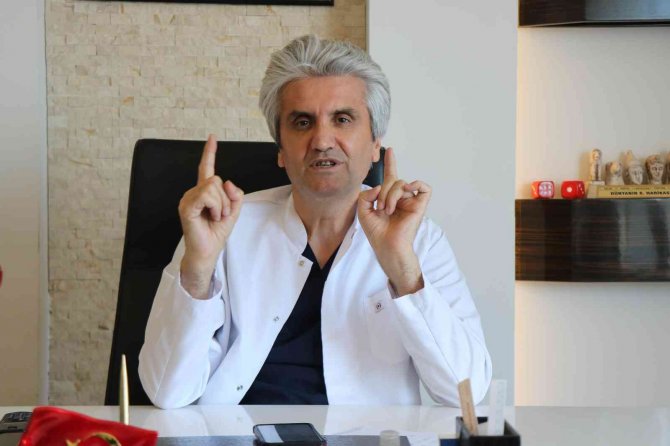 Ünlü Estetik Uzmanı Uyardı: “Gereksiz Yere Daha Güzel Olma Arzusuyla Yapılan Ameliyatlar Ciddi Sıkıntılara Yol Açar”