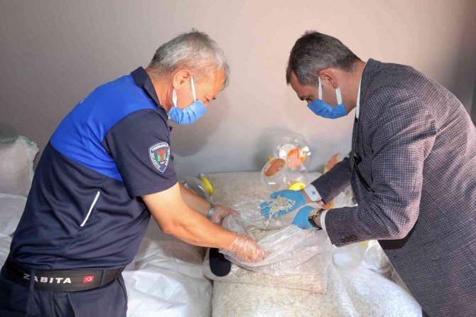 Yenimahalle’de Bayram Öncesi Zabıtadan Sıkı Denetim