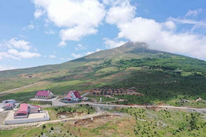 Yıldız Dağı Kayak Merkezi Yeni Sezona Hazırlanıyor