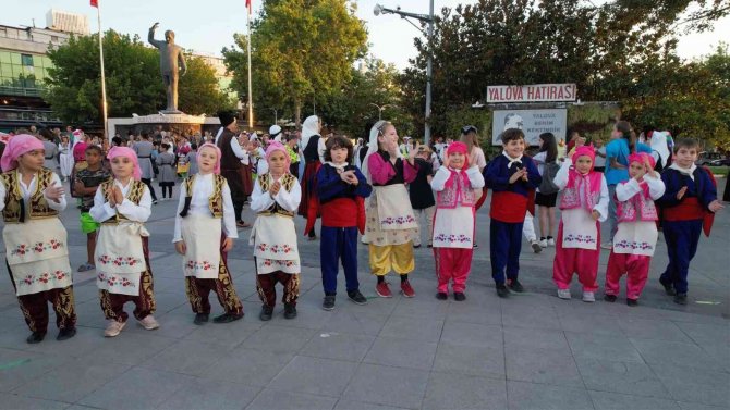 Yüzlerce Türk Ve Yabancı Çocuk Hep Birlikte ‘Atabarı’ Oynadı