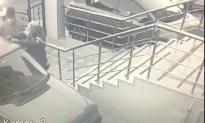 Ataşehir’de Üniversite Öğrencisinin Aracını Saniyeler İçinde Çaldı