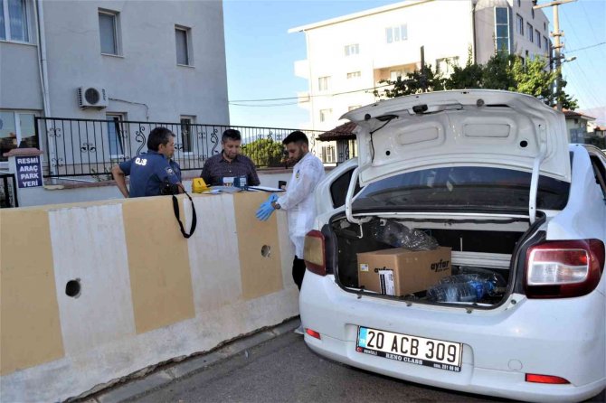 Şebeke Liderinin Aracında Arama Yapıldı
