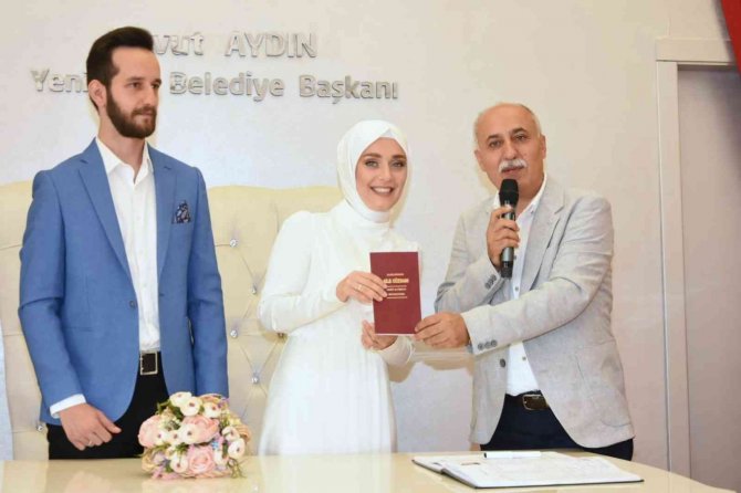 Nikah Memuru Kendi Oğlunun Nikahını Kıydı