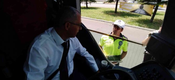 Bayram Öncesi Otobüs Terminallerinde Sıkı Denetim