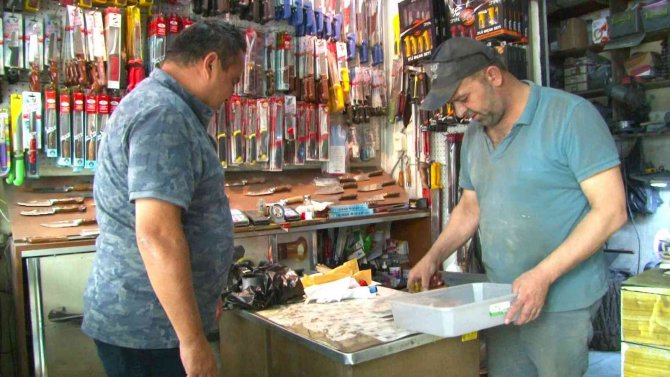 Bıçakçılarda Bayram Yoğunluğu Devam Ediyor