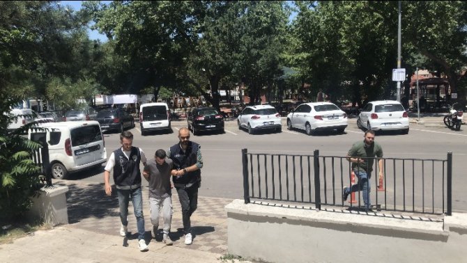 Edirne’de 2 Kız Öğrenciye Taciz İddiası: 1 Kişi Tutuklandı