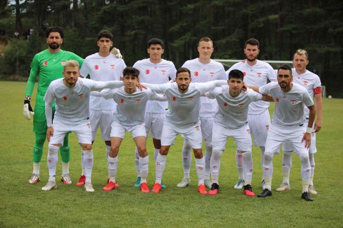 Sivasspor Hazırlık Maçında Al-shamal’ı 2 Golle Geçti