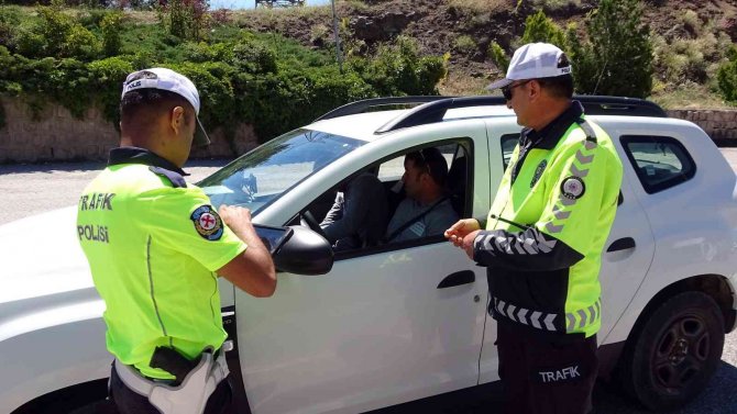 Yozgat’ta Trafik Ekipleri Bayram Öncesi Denetimlere Başladı