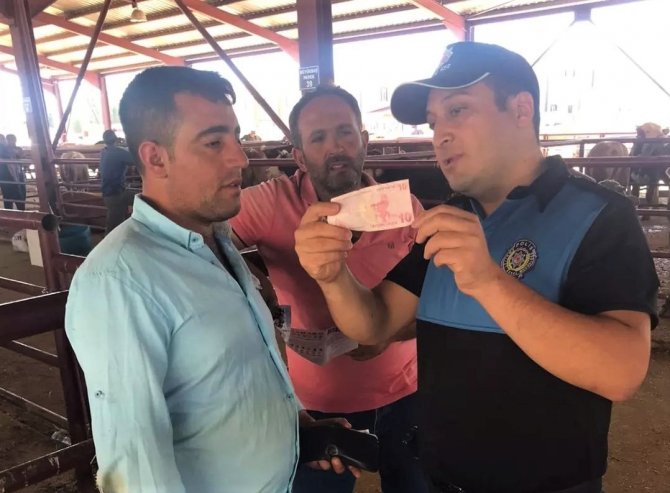 Hayvan Satıcıları Dolandırıcılara Karşı Bilgilendiriliyor